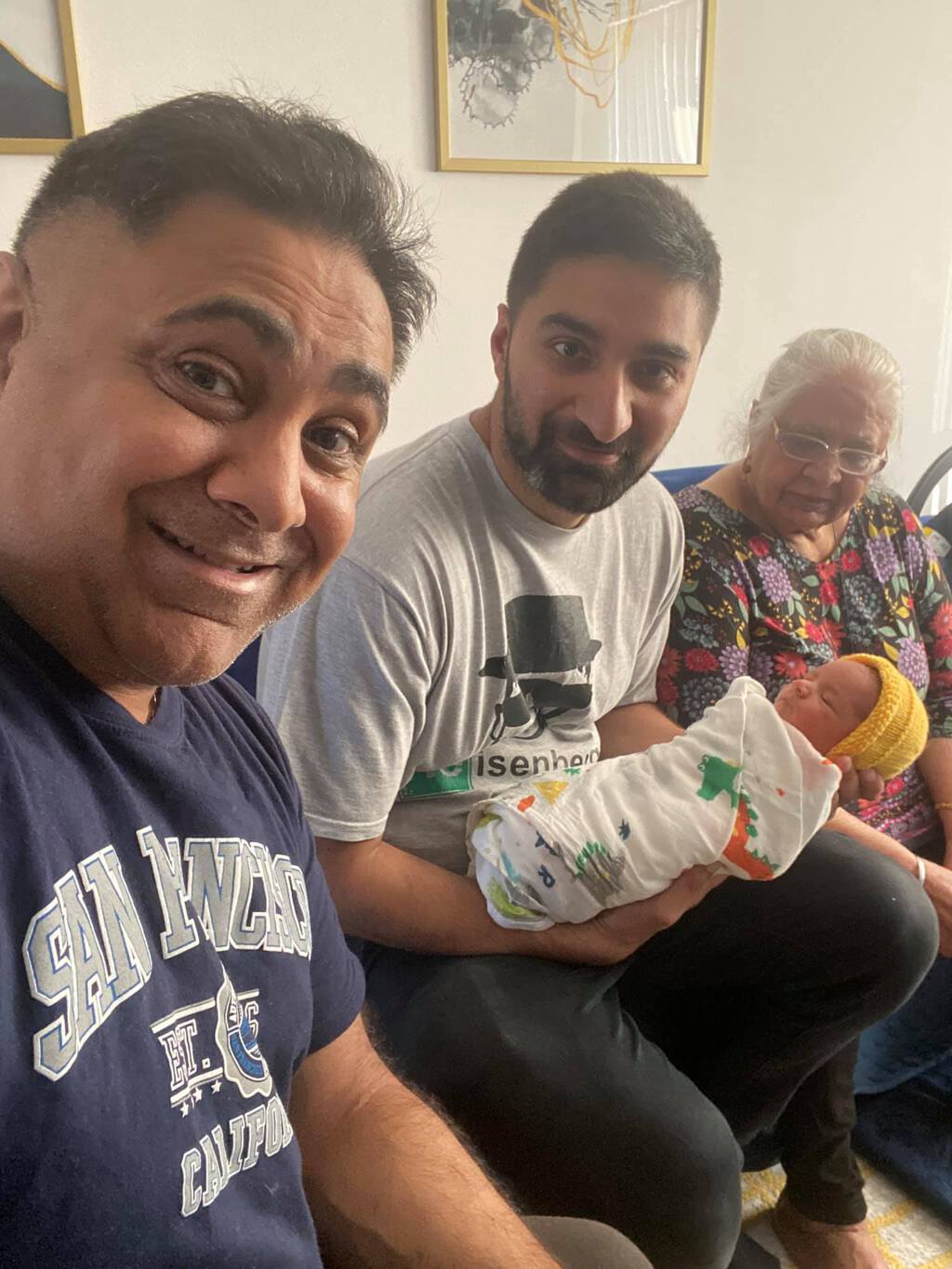 夕言细语说|乔宝宝首度荣升爷爷，晒四代同堂合照：孙仔叫乔加薪