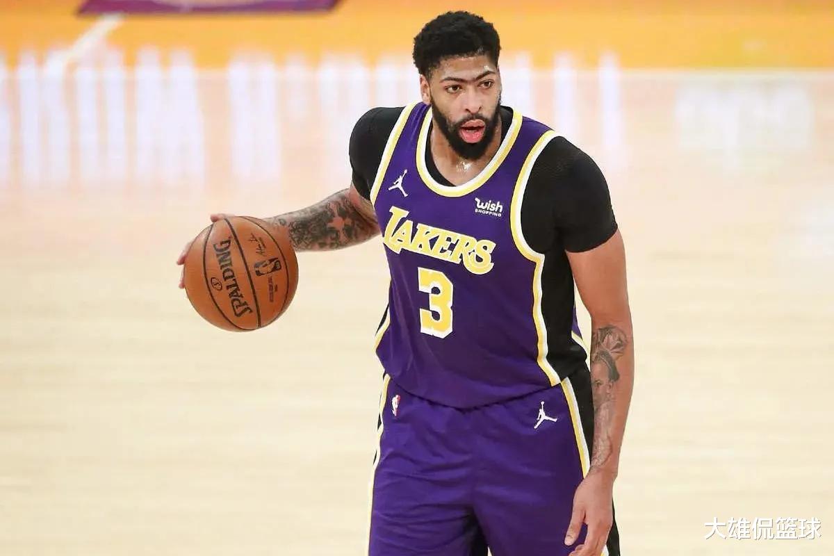 凱里·歐文|美媒列出了2021-22賽季至今，末節(jié)關(guān)鍵時(shí)刻得分最多的十一名球員