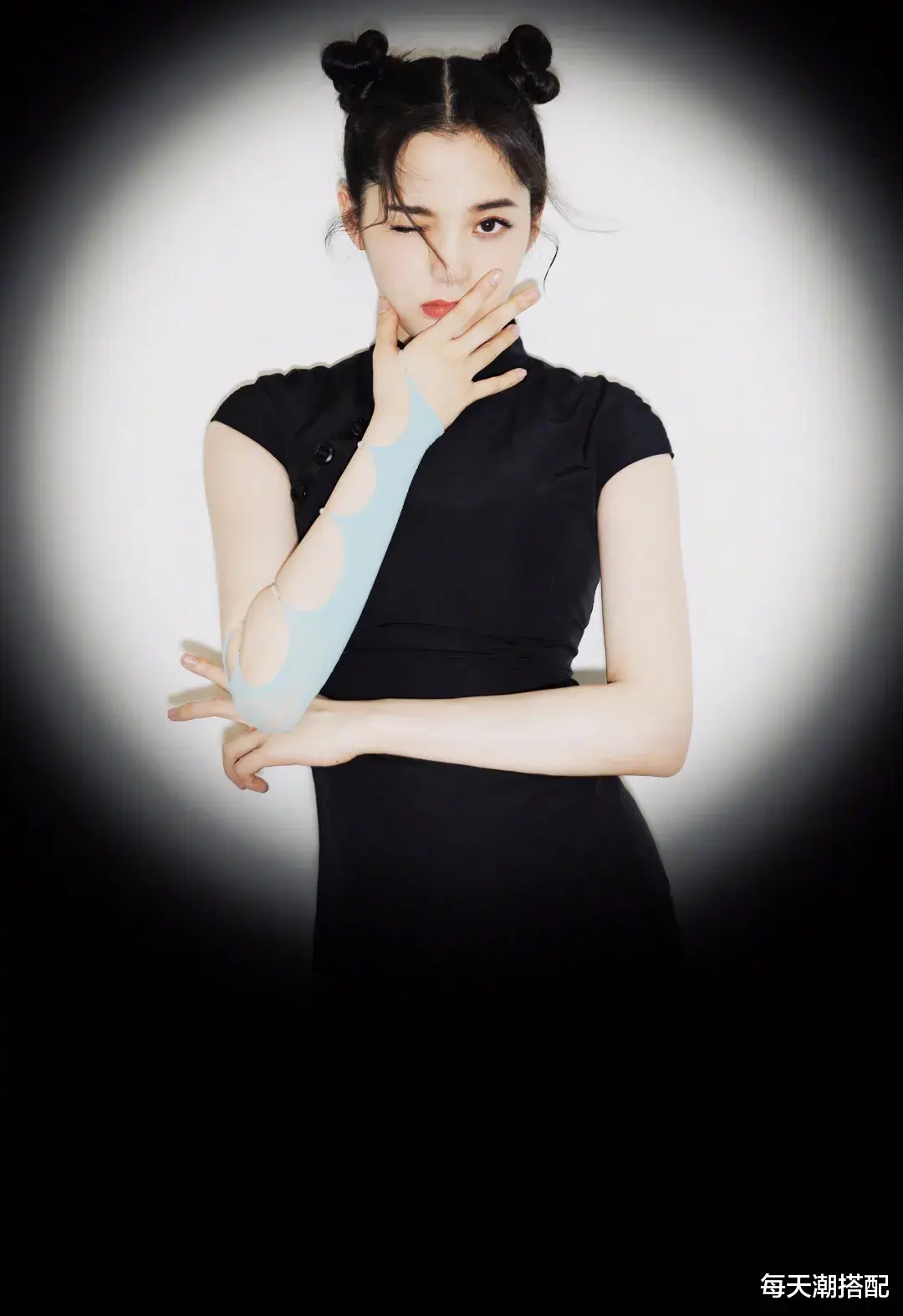 每天潮搭配|初秋第一条爆款裙，谁看了不说一句绝！