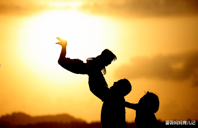 蔷薇妈妈育儿记|最好的家庭教育，是教会娃这3件事：守规矩，懂自律，钝感力