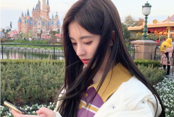 鞠婧祎|靠撒谎出圈的鞠婧祎，被贾玲吐槽最有心机，王思聪评价一针见血