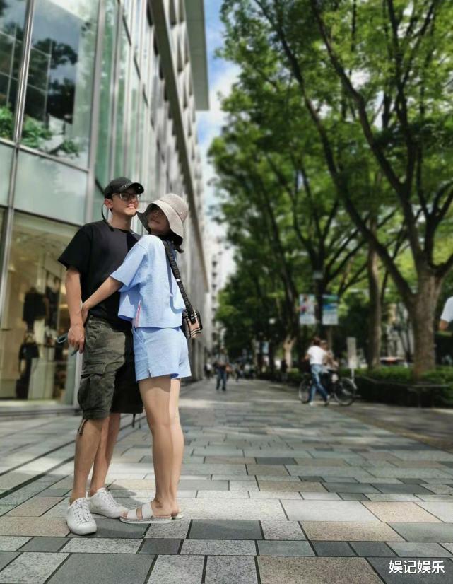 谢娜|谢娜二胎产女不实？另一知情人曝坡姐顺利产子，双方家人开心极了