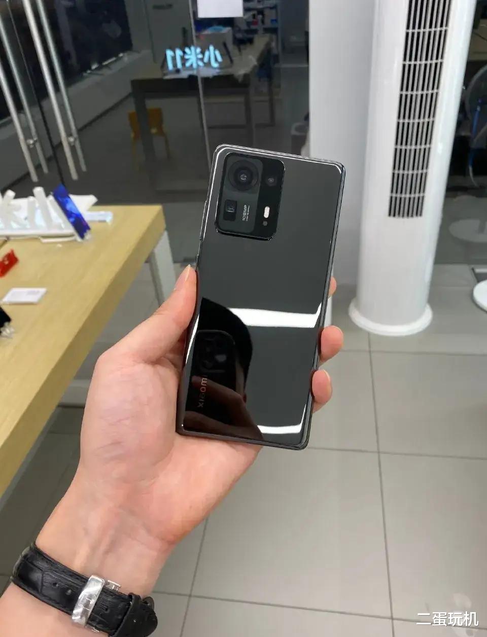 小米科技 小米MIX4抢先体验，屏下摄像头，太完美了