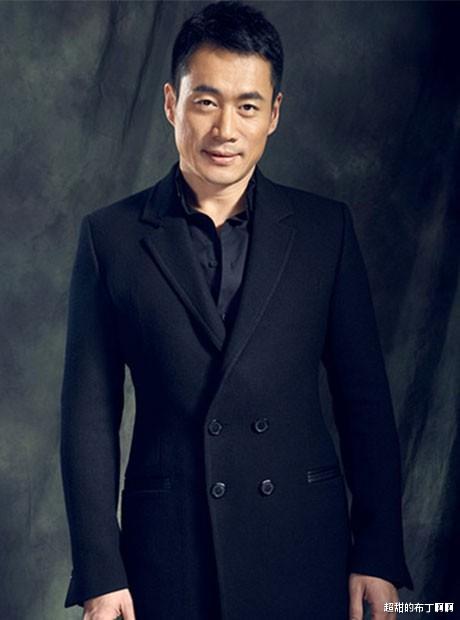 丁海峰|武松丁海峰：娶大他2岁的初恋，妻子患癌后放弃事业守在她身边