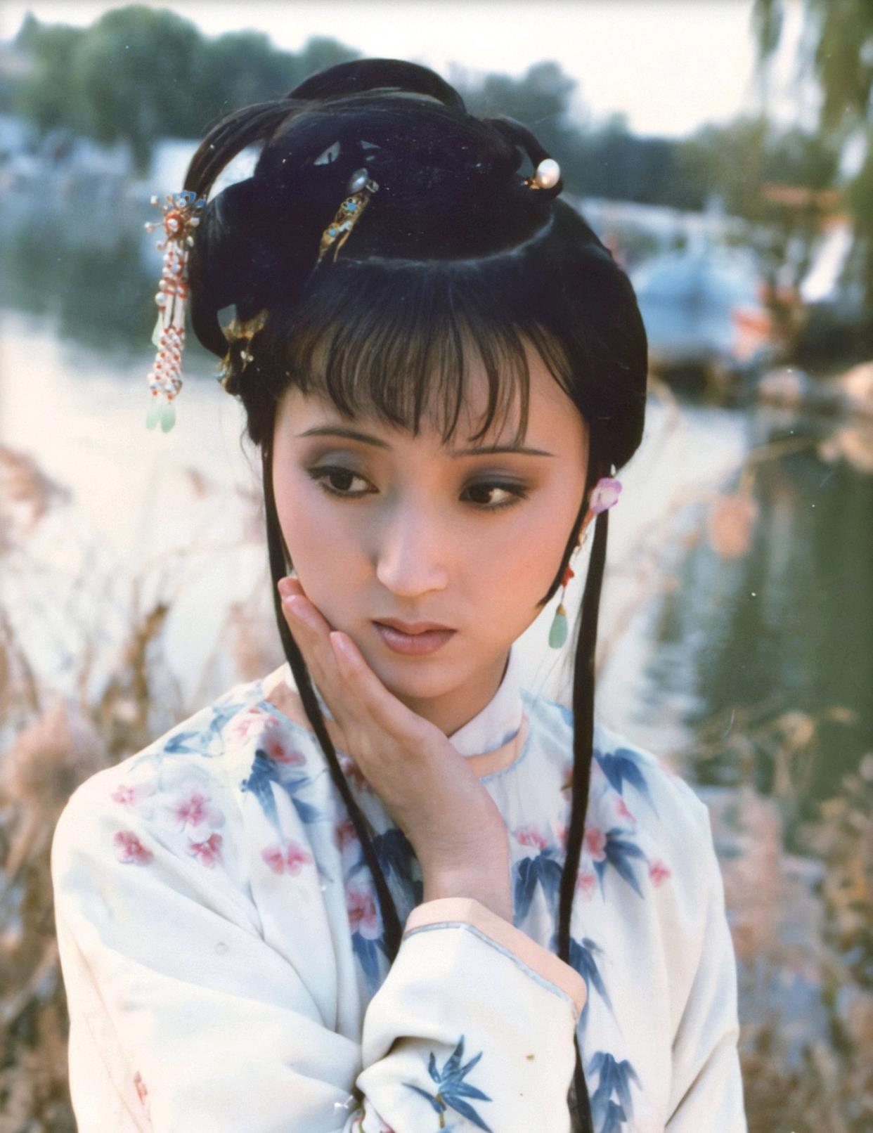 MARRY 杨盼盼是最丑穆念慈？她是83版射雕选角的败笔？上等之美美在其态