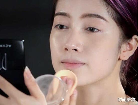 时尚美妆|女人再忙也要记住:出门尽量化淡妆,教你正确顺序,简单又好看