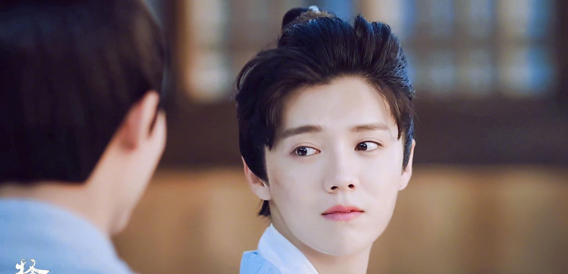 朱小贞|吴亦凡，该「戒色」了