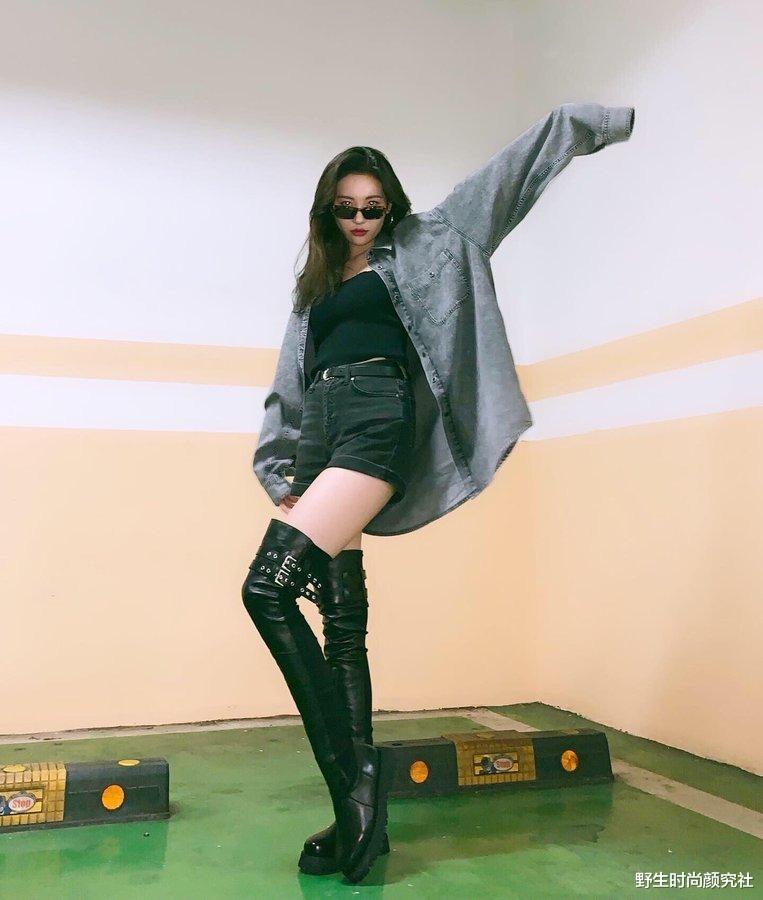 |她颜值的热度都被腿抢了吧?