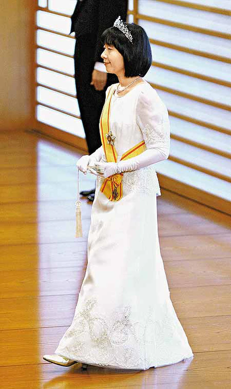 刘些宁|纪子妃连爱子公主的成人礼都懒得参加，演都不想演就是这么直接