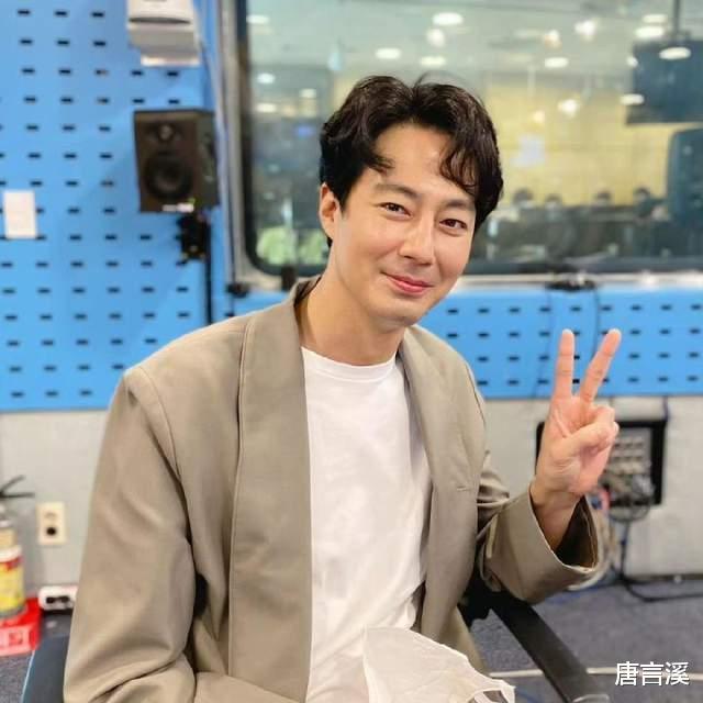 百里弘毅|曾经的那些男神们,“变脸”和突然“发福”,哪个更能让你接受?