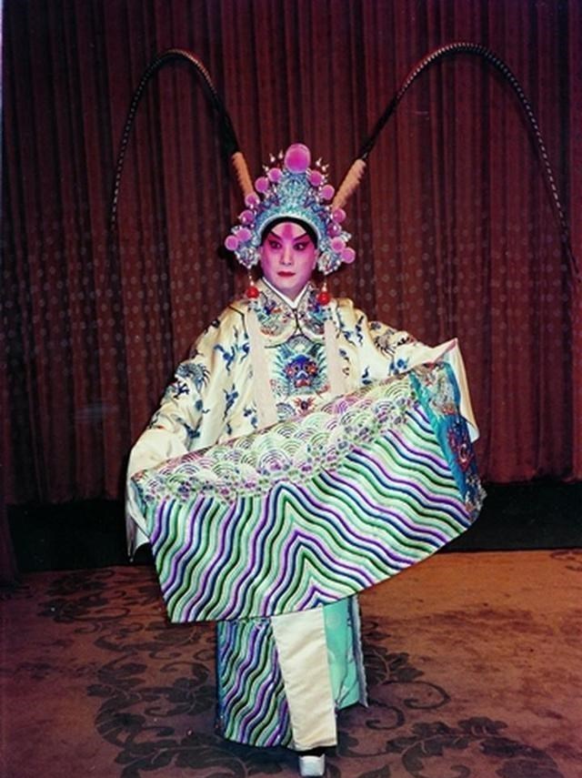 京剧|张君秋提议叶盛兰担任样板戏幕后工作，因另一位京剧演员反对离开