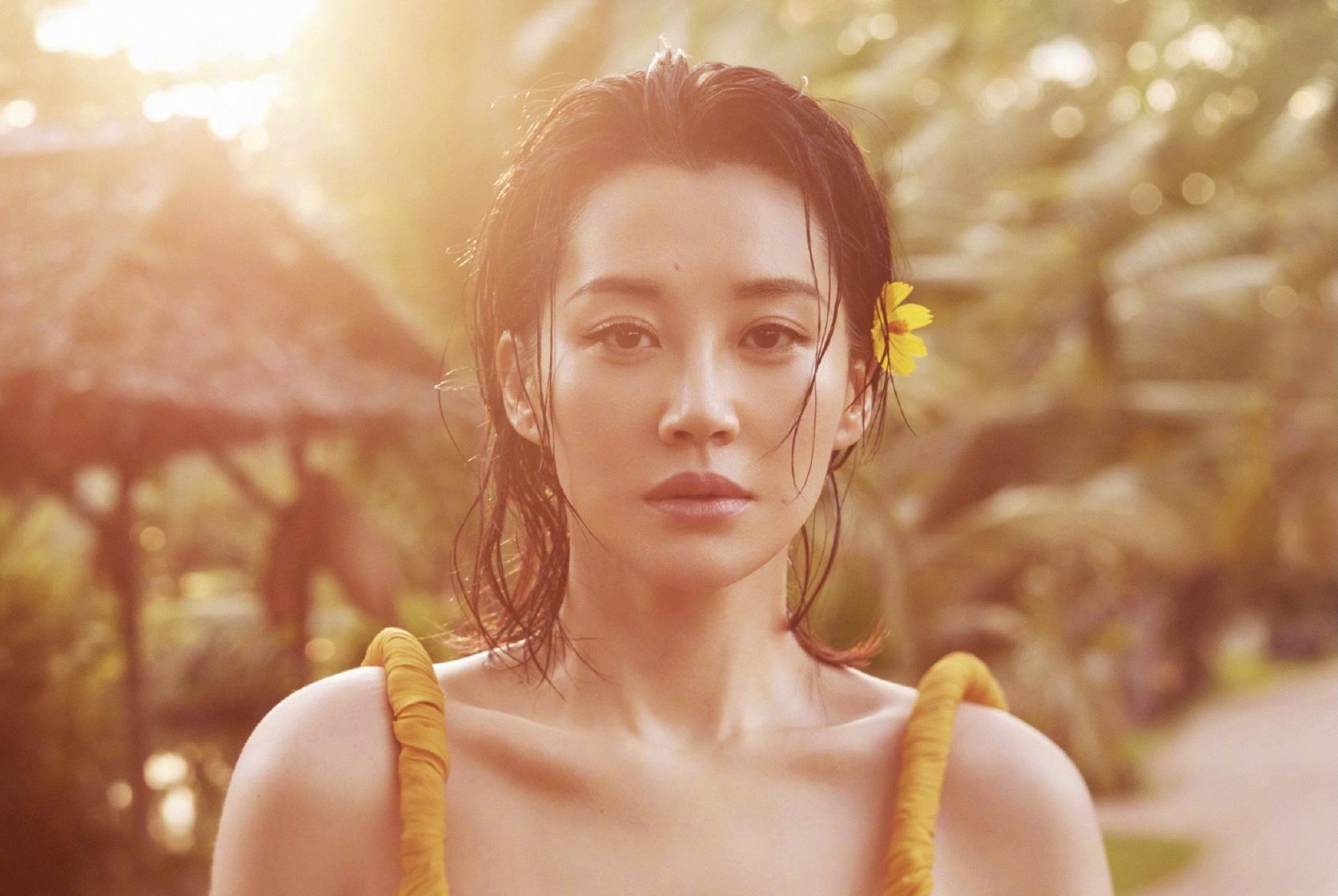 许晴|52岁的许晴颜值真的逆天了