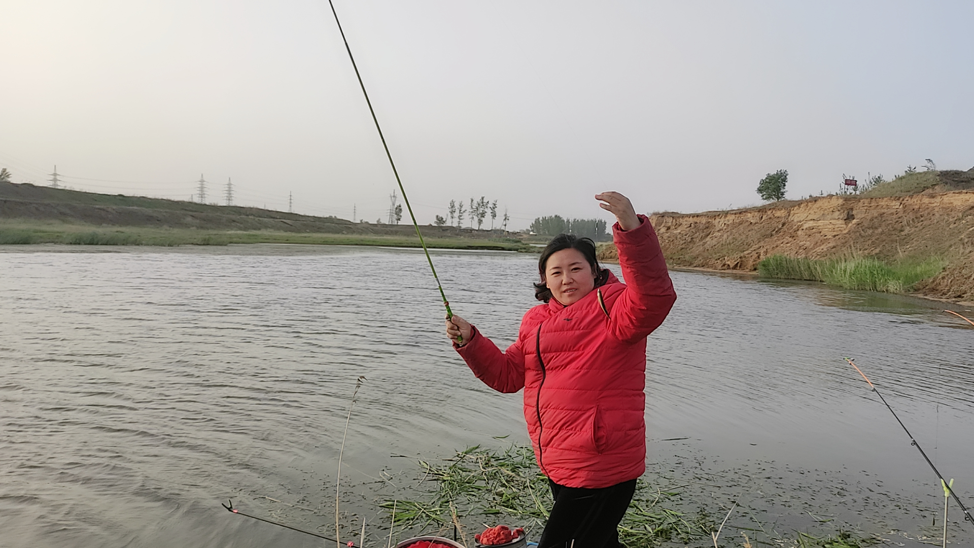 警察|鲤鱼甩籽期间惨遭灭门,真凶多在午夜行凶,为何无人制止?