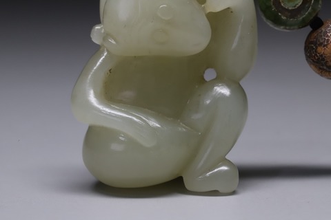 |和田玉“子母灵猴”