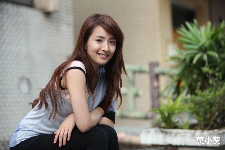 林依晨|“林依晨发长文回应”：她的婚姻，给所有女孩子提了个醒