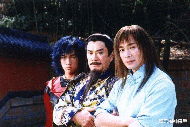 吴辰君|43岁“孔慈”已当妈，一儿一女已长大，姐弟合影很有爱