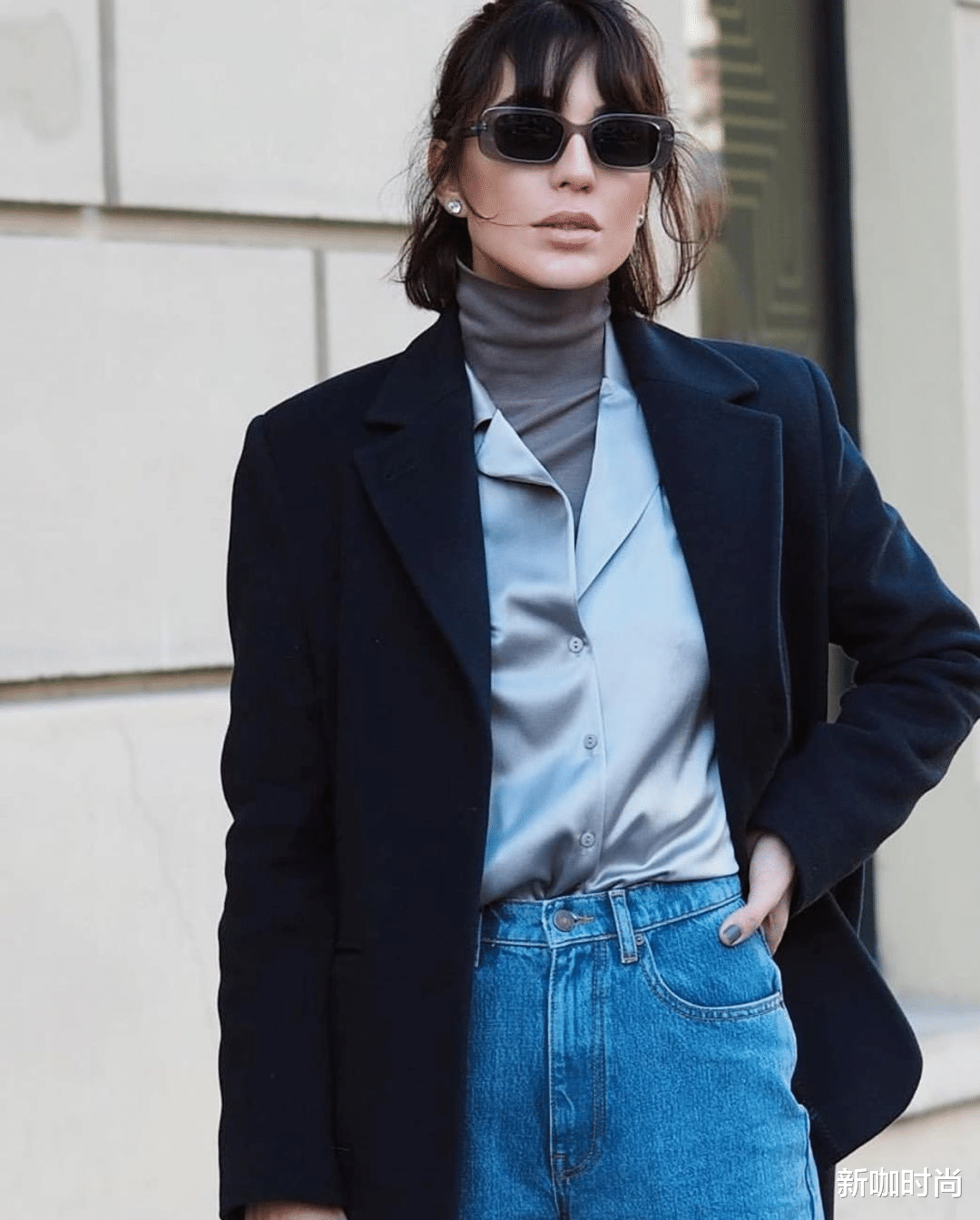 教会|职业西装怎么穿不显老？杨恭如的示范穿搭，教会中年女人这些细节