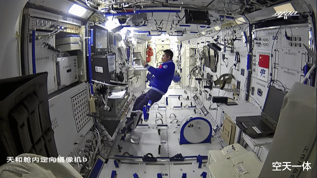 航天员|确认了，我国空间站里可以看电视直播，跑步机上追剧是日常操作