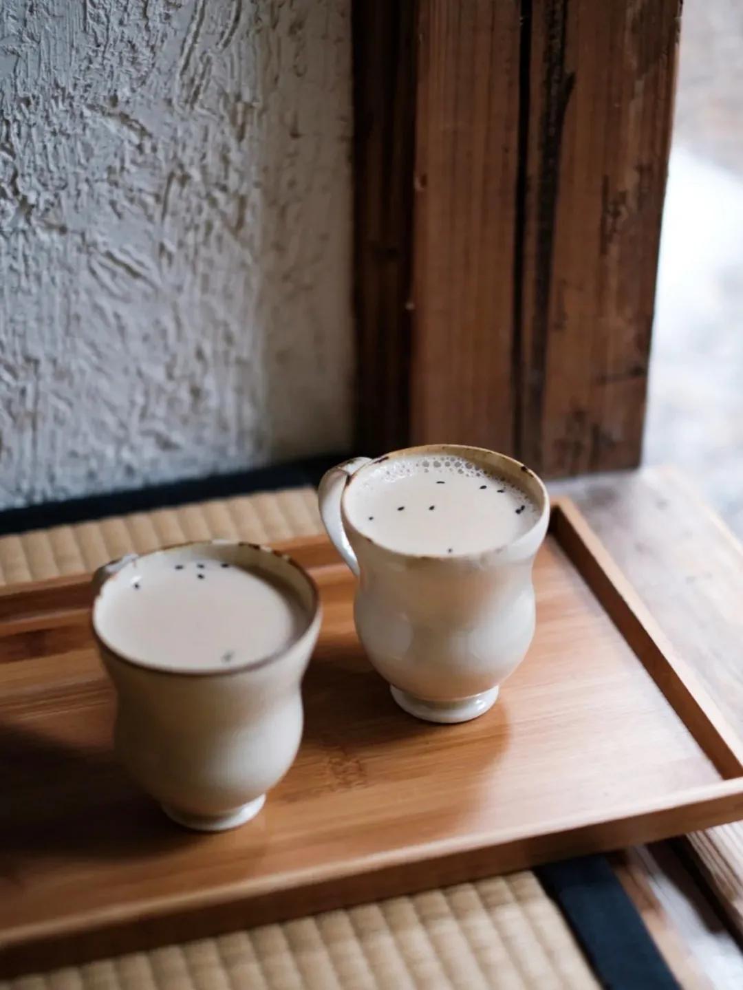 她修45㎡毛坯房火了：不用空调、少刷手机，朋友却踏破门