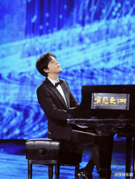 李云迪|李云迪嫖娼被拘，《哥哥》打码其镜头准时播出，网友：后期辛苦了