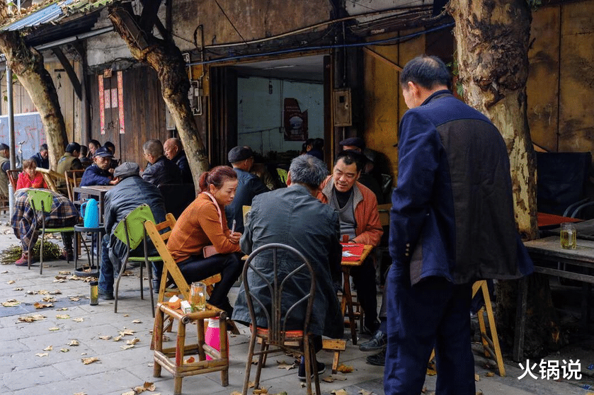 “雷打真孝子，财发狠心人”，为何孝子却要被雷劈？老话道尽现实