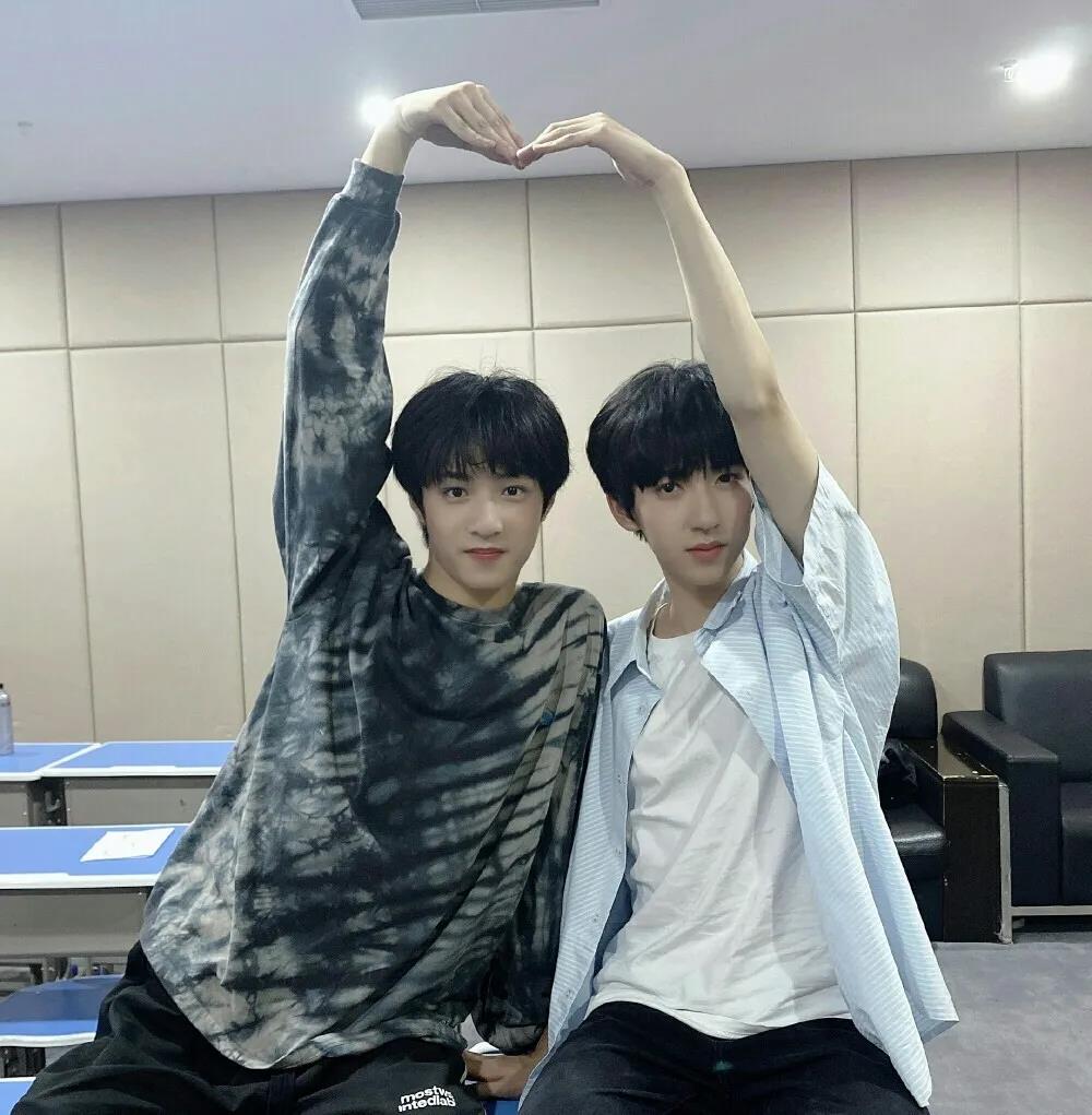 孙俪|刘耀文、丁程鑫、马嘉祺、张真源、严浩翔、贺峻霖头像壁纸：优秀的发圈文案