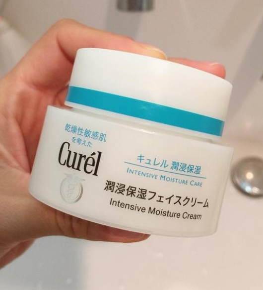 面霜 女人过40岁，海蓝之谜不是首选，想抗老这几款别错过，好用性价高