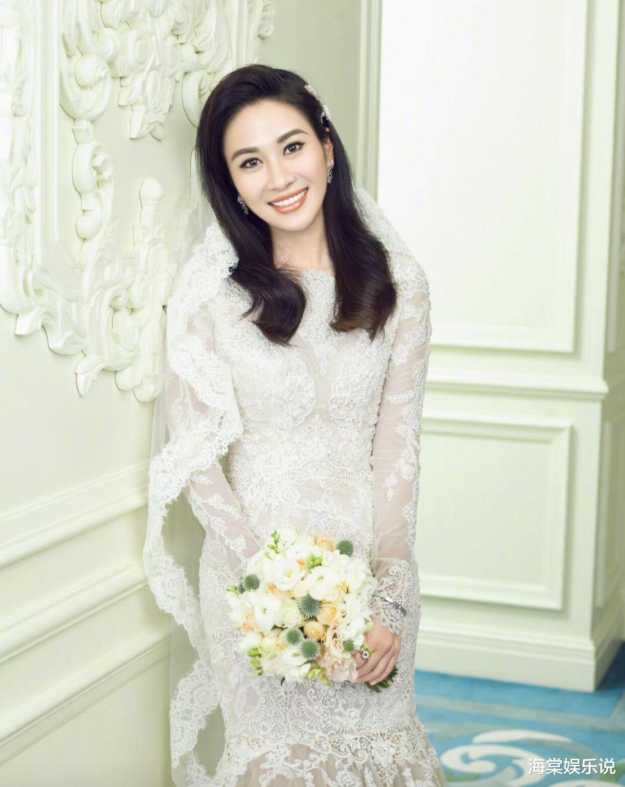 叶璇|叶璇9月23日晒婚纱照太仙了！官宣恋情超甜蜜，41岁穿婚纱好幸福