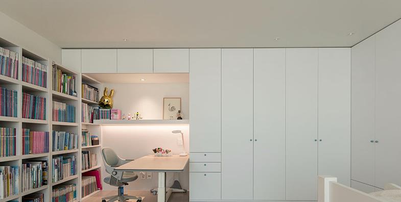 小姐姐|羡慕这位小姐姐,独居180㎡大平层,简单装修住2年还干净如初!