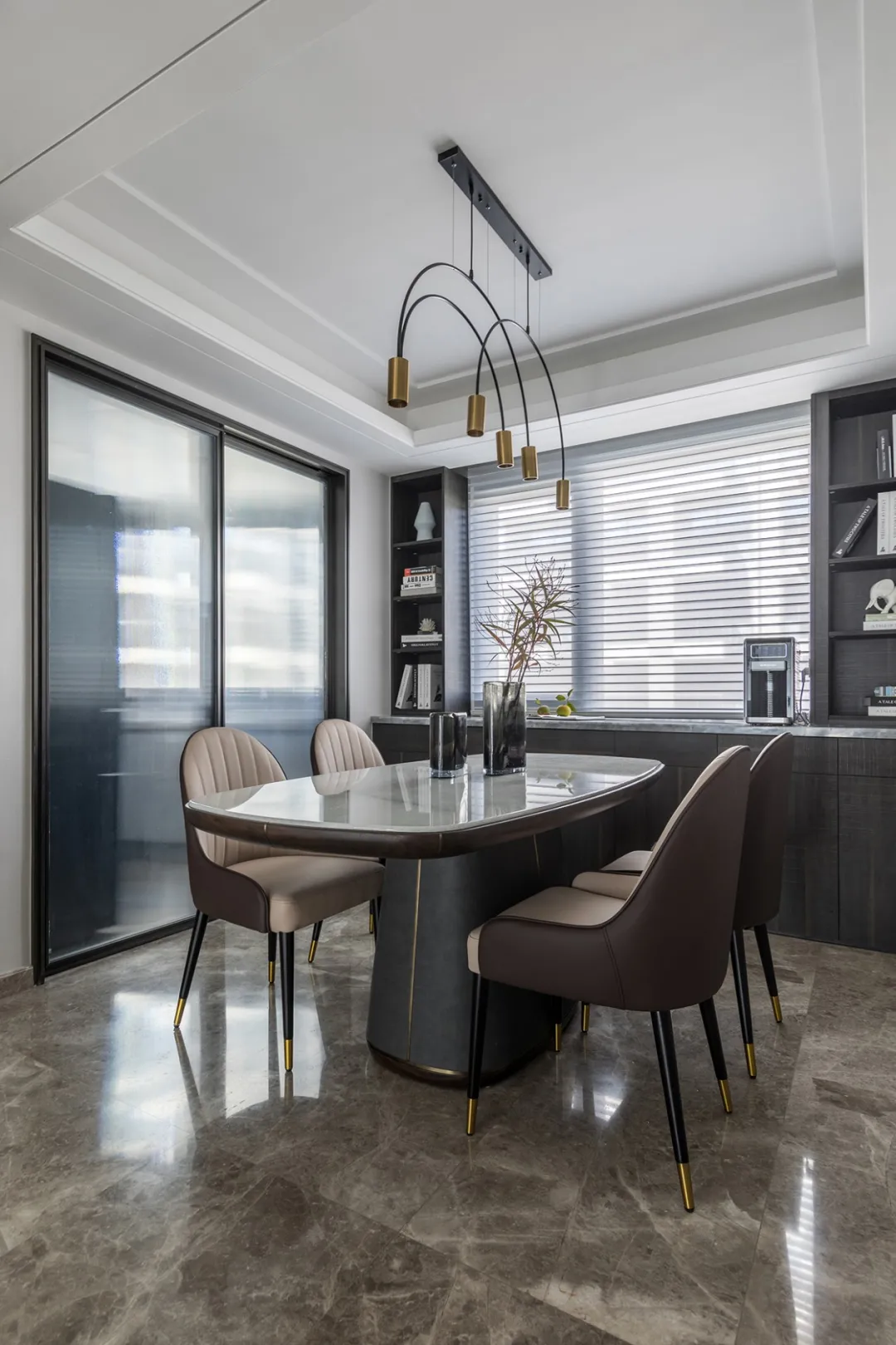 150m2雅奢风 | 精致舒适，演绎时尚都市风