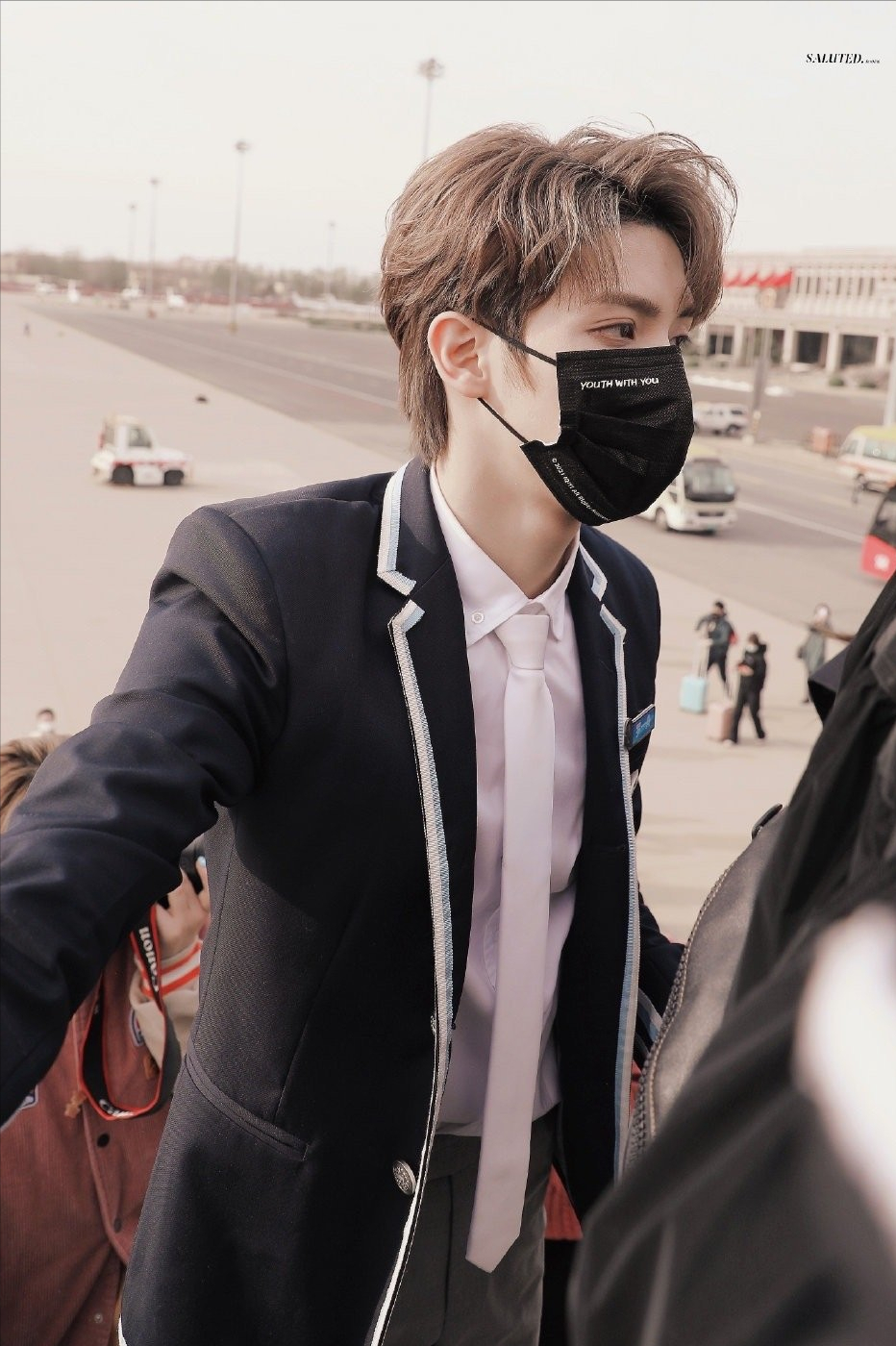 娱乐小扒团 王牌收官青3训练生表现吸睛,冯提莫参加节目的造型火了!