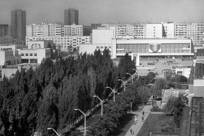 切尔诺贝利核电站 人类消失35年，切尔诺贝利变成什么样了？前后对比照太震撼人心了