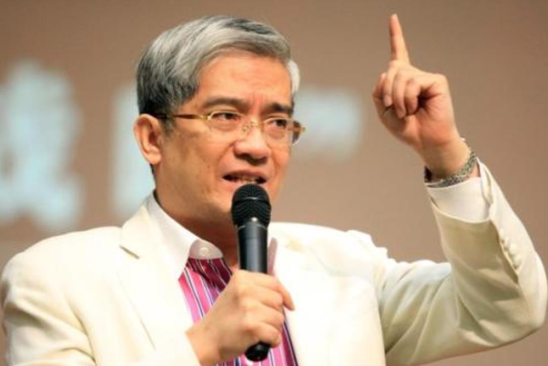 郎咸平 从“经济学家”沦为“骗子专家”，郎咸平，怎样一步步走下神坛？