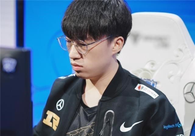 李知行讲育|EDG晋级之后，RNG也悄悄落地已经回来？刘青松说出小明的开播时间