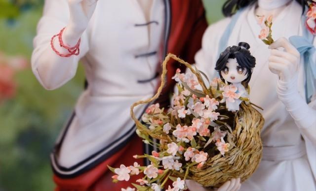 花怜|《天官赐福》花怜超轻粘土，是灰灰画的贺图，可以当官方手办了！