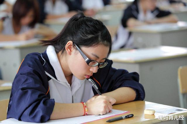 暖妈育儿经|上大学和不上大学的女生，差距不止一点点，别等毕业后才明白