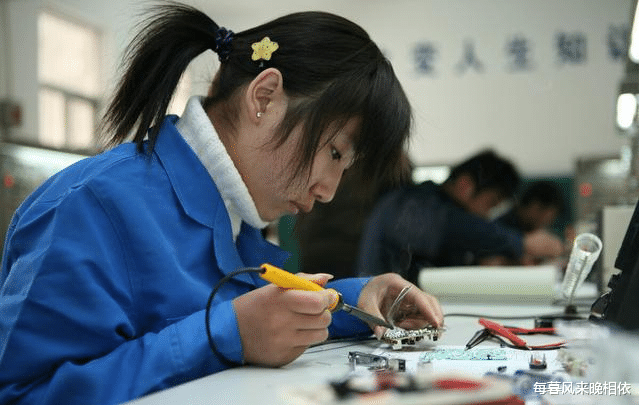 985高校男硕士:绝不能娶低学历的女孩,长得再漂亮也不行!