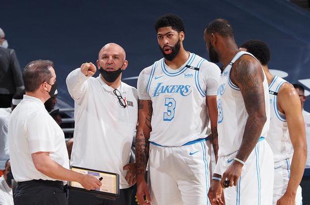 達米恩·利拉德|我絕不加盟湖人！你和老詹惺惺相惜，若聯(lián)手早已大結(jié)局