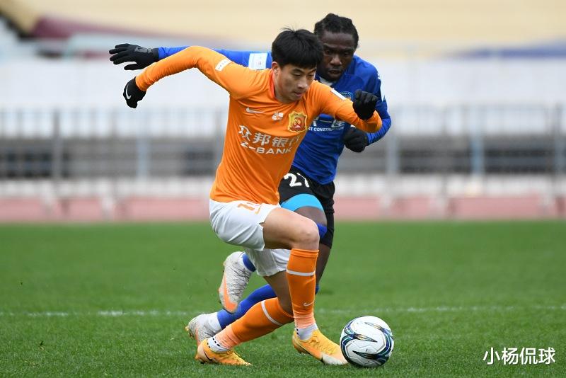 張玉寧|對比小伙伴張玉寧，胡靖航該決斷了