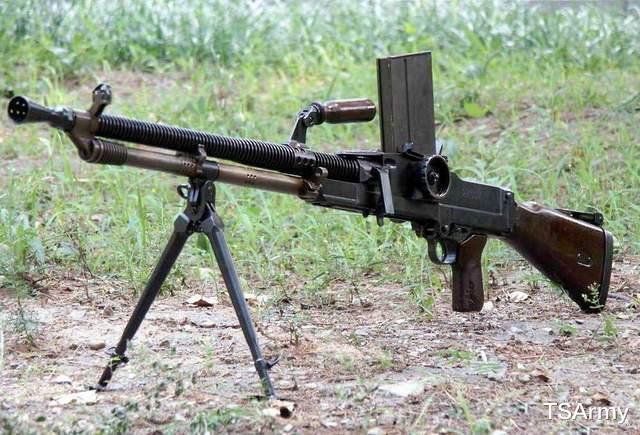 冲锋枪|盘点二战期间25种著名单兵自动武器