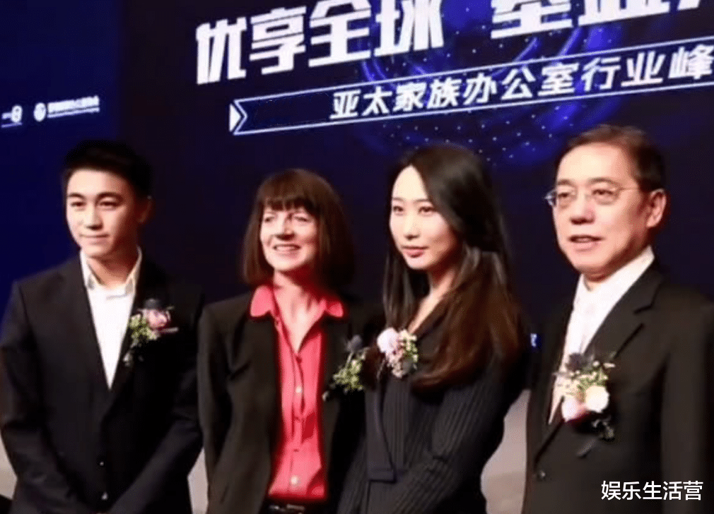 孙俪|奚梦瑶凌晨12点生产入院曝光，何献君临时改机票和四太赶往上海