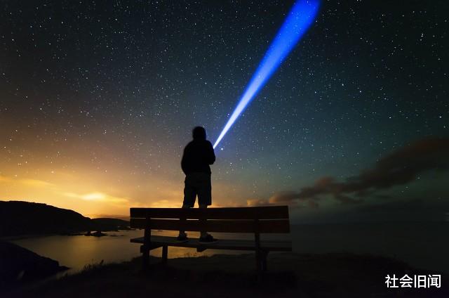 外星人 人类在宇宙中或许并不孤独，外星人之所以还没被发现，原因其实很简单