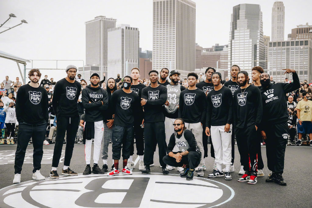 青岛市 欧文威少互换？洛城媒体建议湖人入局，哈登连续发声有深意