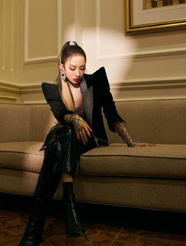 章子怡|黄晓明AB财产分割？章子怡改捧刘雨昕？TFBOYS撕破脸？