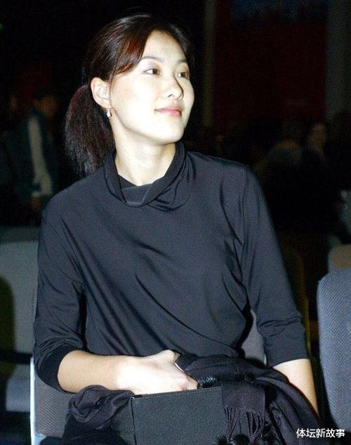 伏明霞|她是最年轻的世界冠军，比老公小26岁，现在过得如何？