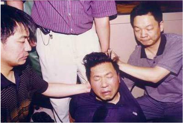 郑州 2000年郑州129劫案纪实下：老实人患重病后抢劫，全员枪毙