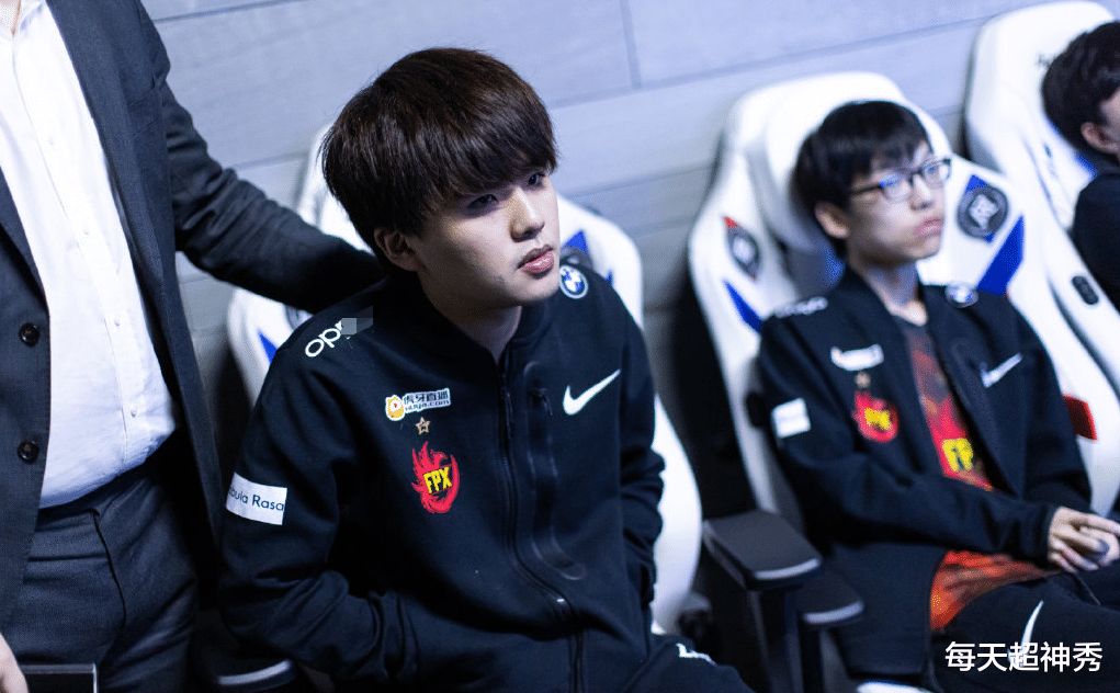 fpx战队|小天Zhuo发挥低迷,FPX决赛双杀TES,Knight虽败犹荣