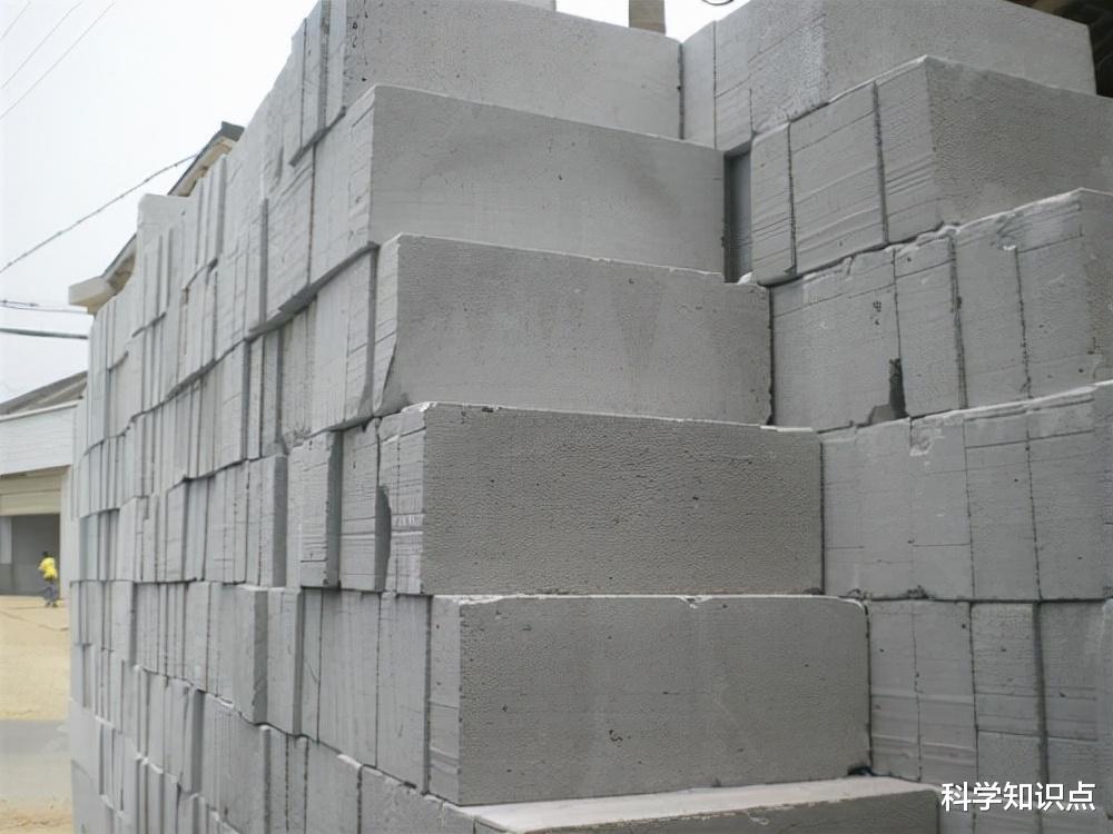 |国家为什么要禁止使用红砖建房？存在什么危害？未来该用什么盖房