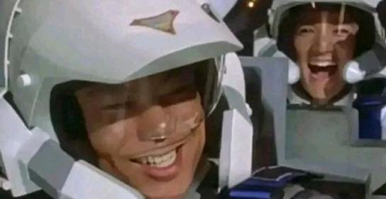 |奧特曼：SHF系列雙飛燕號及哥爾贊官圖公開 新城：大古你算計我