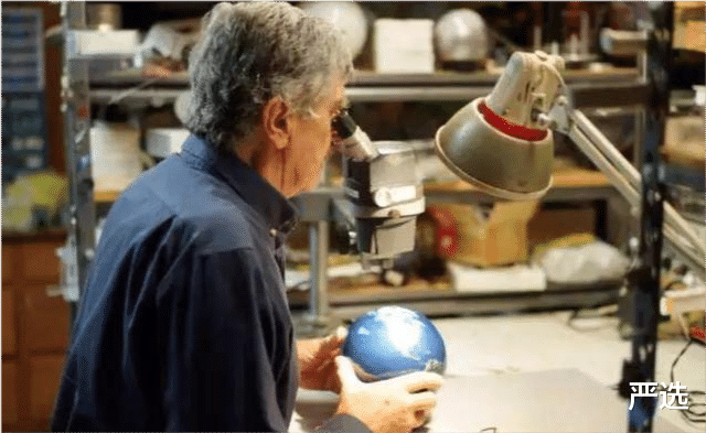 严选 她坐拥财富2150亿，身价相当2个王健林，现在靠地球仪又赚上百亿